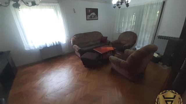 Kuća, Izdavanje, 250m2, Mala Ivanča, Sopot, 9 maja