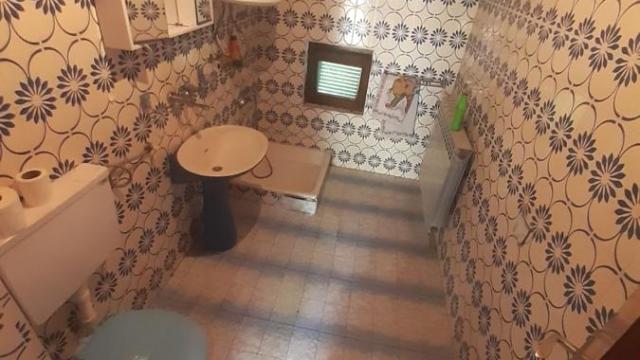 Kuća, Izdavanje, 250m2, Mala Ivanča, Sopot, 9 maja