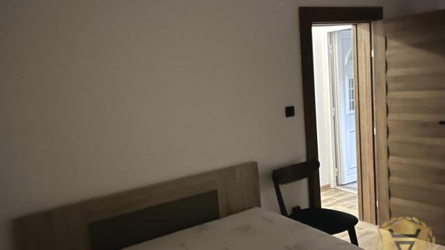 Kuća, četvorosoban, Izdavanje, 105m2, Autokomanda, Voždovac, Vojvode Stepe