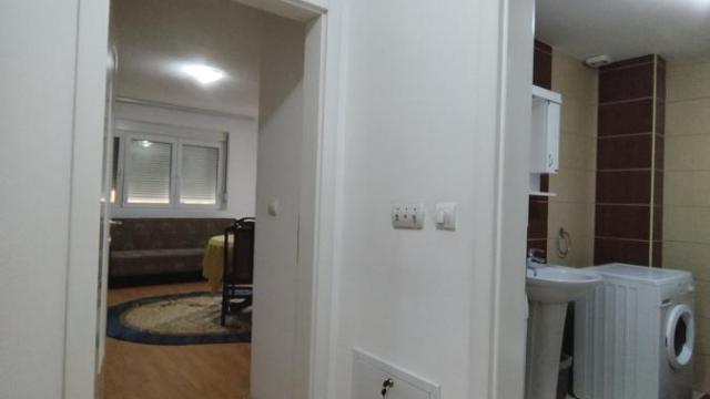 Stan, Garsonjera, Izdavanje, 35m2, Centar, Gradska lokacija, Jagodina