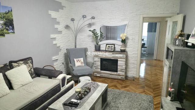 Stan, Trosoban, Prodaja, 86m2, Selenča, Gradska lokacija, Sombor