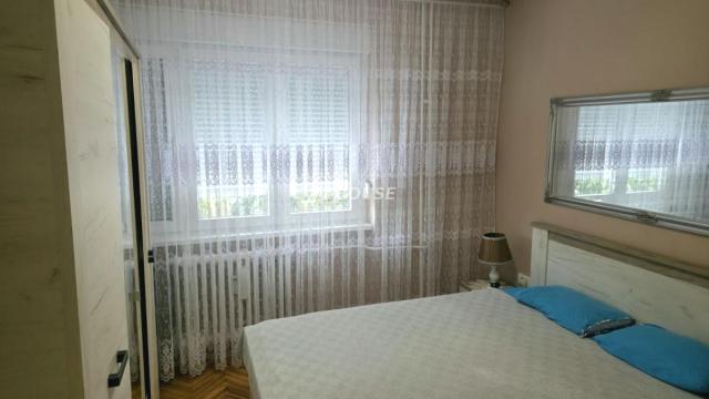 Stan, Trosoban, Prodaja, 86m2, Selenča, Gradska lokacija, Sombor