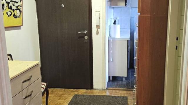 Stan, Trosoban, Prodaja, 79m2, Resavska