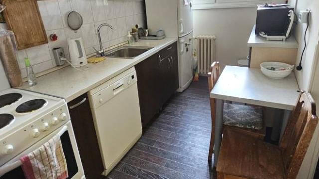Stan, Trosoban, Prodaja, 79m2, Resavska