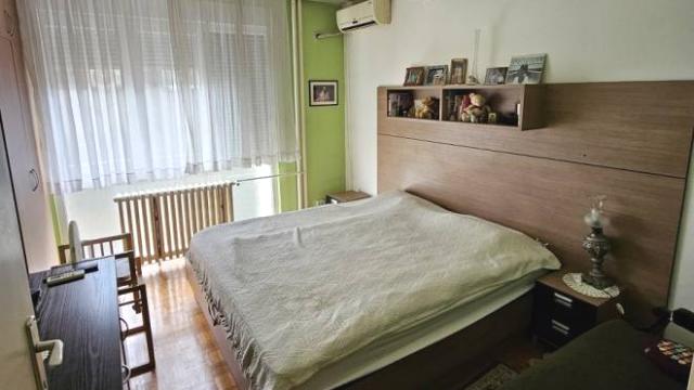 Stan, Trosoban, Prodaja, 79m2, Resavska