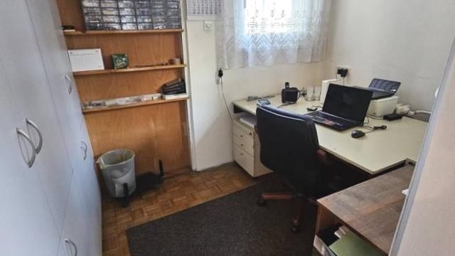 Stan, Trosoban, Prodaja, 79m2, Resavska