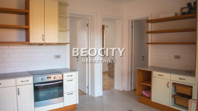 Kuća, četvoroiposoban, Izdavanje, 145m2, Centar, Zemun, Ugrinovačka