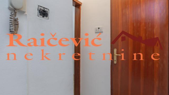 Stan, Jednoiposoban, Prodaja, 36m2, Centar, Stari grad, Hilandarska