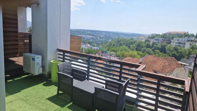 Stan, Prodaja, 170m2, Dedinje, Savski venac, Omladinska