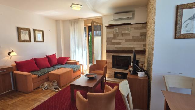 Kuća, Trosoban, Prodaja, 70m2, Jelena Anzujska
