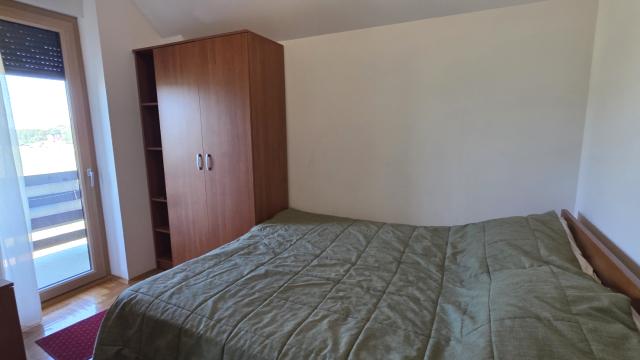 Kuća, Trosoban, Prodaja, 70m2, Jelena Anzujska