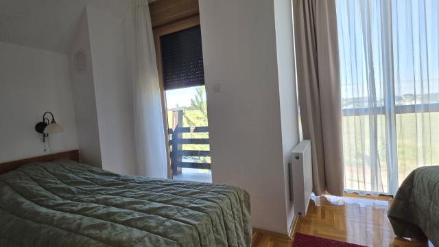 Kuća, Trosoban, Prodaja, 70m2, Jelena Anzujska