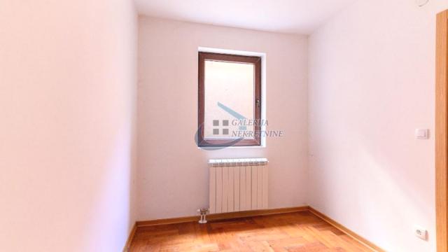 Stan, Trosoban, Prodaja, 56m2, Čubura, Vračar, Cerska