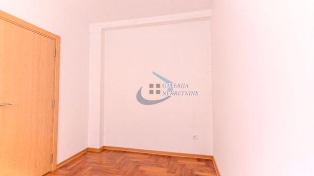 Stan, Trosoban, Prodaja, 56m2, Čubura, Vračar, Cerska