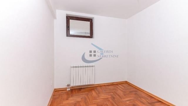 Stan, Trosoban, Prodaja, 56m2, Čubura, Vračar, Cerska