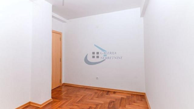 Stan, Trosoban, Prodaja, 56m2, Čubura, Vračar, Cerska
