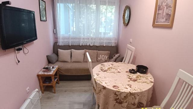 Stan, Jednosoban, Prodaja, 43m2, Galenika, Zemun, Momčila Radivojevića