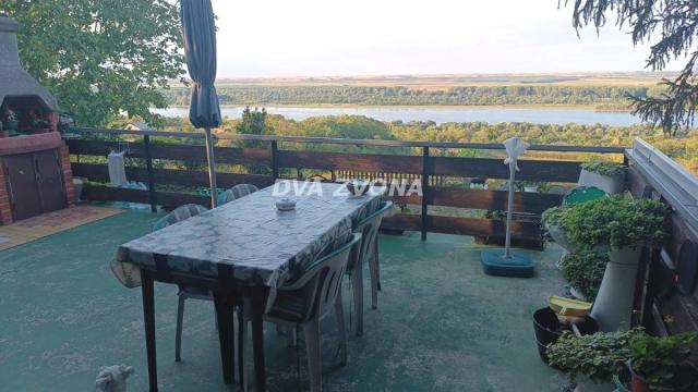 Kuća, četvorosoban, Prodaja, 80m2, Stari Slankamen, Okolno mesto, Indjija