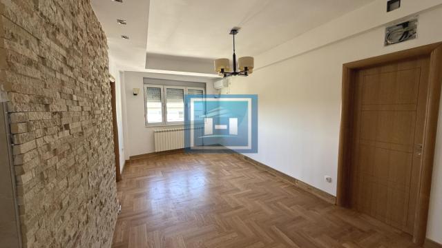 Stan, Jednosoban, Prodaja, 52m2, Vašarište, Gradska lokacija, Jagodina