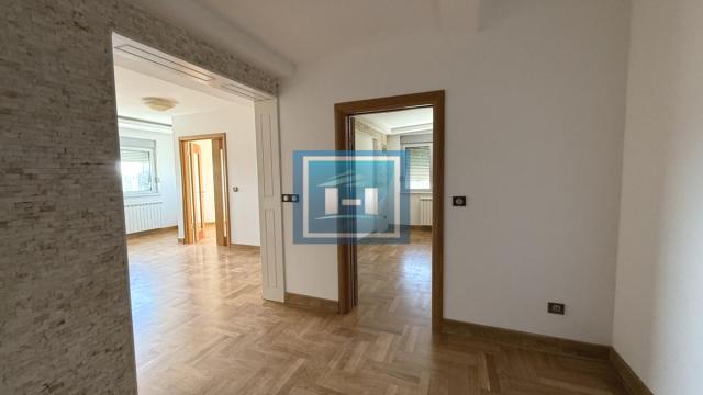 Stan, Dvosoban, Prodaja, 81m2, Vašarište, Gradska lokacija, Jagodina