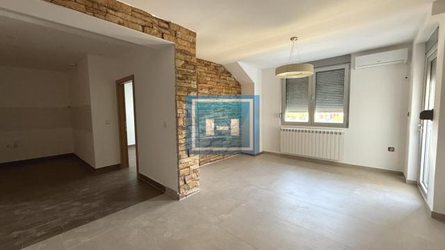 Stan, Jednosoban, Prodaja, 77m2, Vašarište, Gradska lokacija, Jagodina