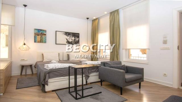 Stan, Trosoban, Prodaja, 73m2, Knez Mihailova, Stari grad, Čika Ljubina