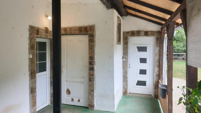 Kuća, četvorosoban, Prodaja, 104m2, Nova Pazova, Okolno mesto, Karadjordjeva