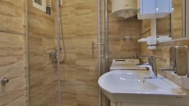 Stan, Dvosoban, Izdavanje, 65m2, Botanička bašta, Palilula, Šantićeva