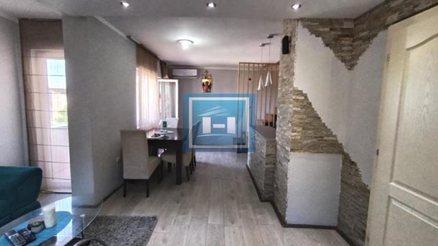 Stan, Trosoban, Prodaja, 84m2, Vašarište, Gradska lokacija, Jagodina