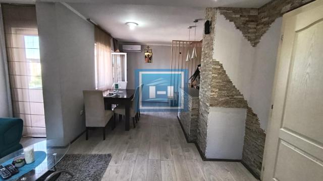 Stan, Trosoban, Prodaja, 84m2, Vašarište, Gradska lokacija, Jagodina