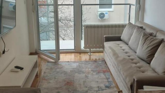 Stan, Trosoban, Izdavanje, 48m2, Saobraćajni fakultet, Voždovac, Bose Milićević