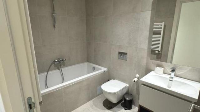 Stan, četvorosoban, Izdavanje, 110m2, Beograd na vodi, Savski venac, Luke Ćelovića Trebinjca