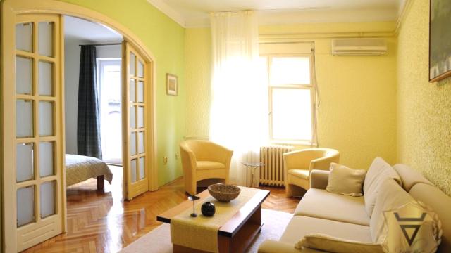 Stan, Dvosoban, Izdavanje, 55m2, Centar, Stari grad, Hilandarska