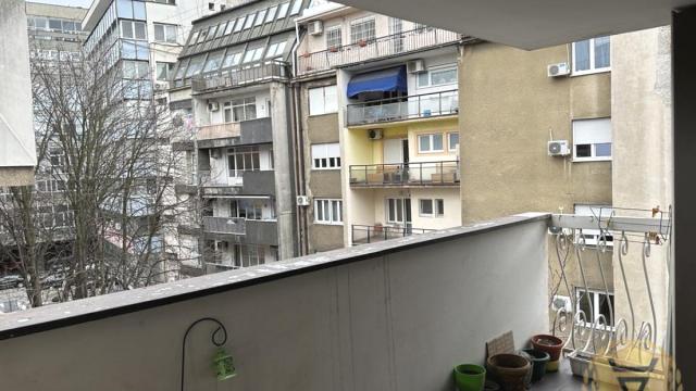 Stan, Dvoiposoban, Izdavanje, 74m2, Centar, Stari grad, Majke Jevrosime