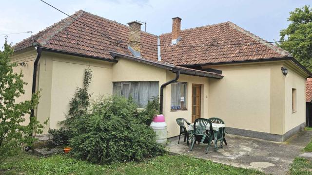 Kuća, četvorosoban, Prodaja, 130m2, Kosjeric