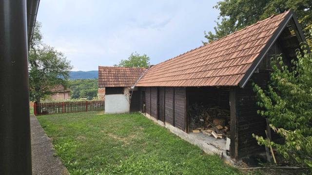 Kuća, četvorosoban, Prodaja, 130m2, Kosjeric