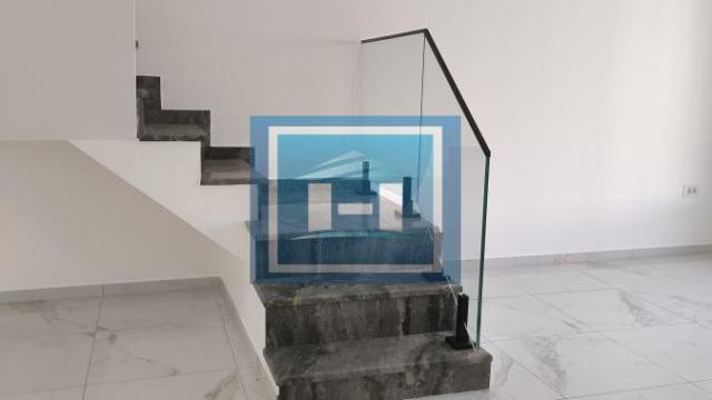 Kuća, četvorosoban, Prodaja, 350m2, Centar, Gradska lokacija, Ćuprija