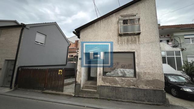 Kuća, četvorosoban, Prodaja, 62m2, Centar, Gradska lokacija, Jagodina