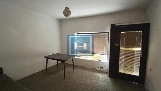 Kuća, četvorosoban, Prodaja, 62m2, Centar, Gradska lokacija, Jagodina