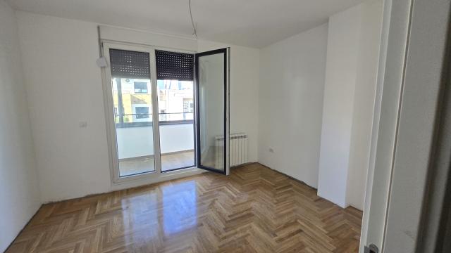 Stan, Troiposoban, Prodaja, 95m2, Metohijska