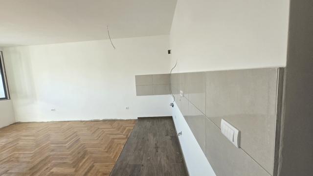 Stan, Troiposoban, Prodaja, 95m2, Metohijska