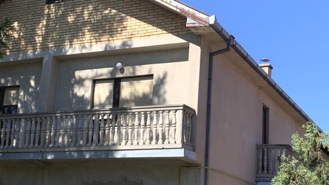Kuća, četvorosoban, Prodaja, 266m2, Čelarevo, Okolno mesto, Janka Cmelika 101