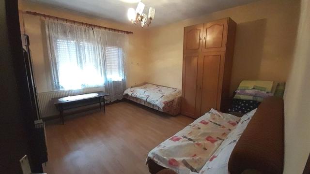 Kuća, četvorosoban, Prodaja, 266m2, Čelarevo, Okolno mesto, Janka Cmelika 101