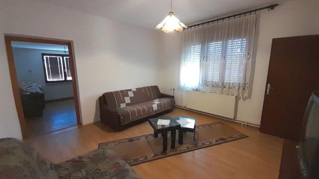 Kuća, četvorosoban, Prodaja, 266m2, Čelarevo, Okolno mesto, Janka Cmelika 101