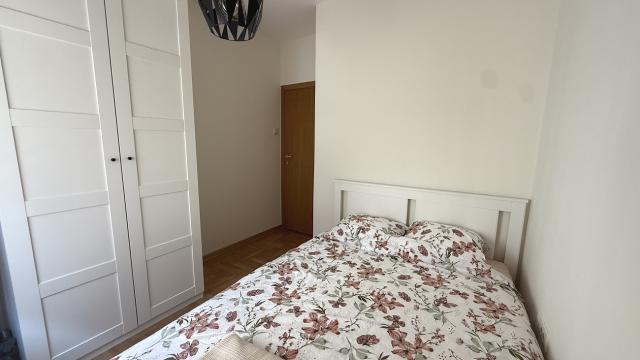 Stan, Dvosoban, Izdavanje, 38m2, Kapetan Mišina