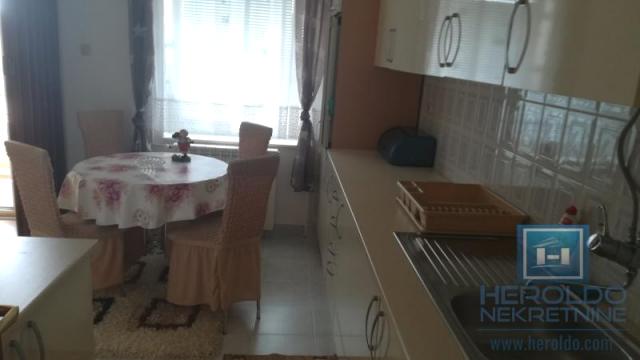 Stan, Dvoiposoban, Izdavanje, 58m2, Paraćin