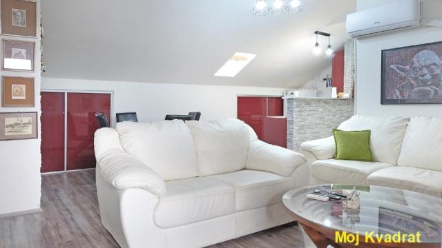 Stan, Trosoban, Prodaja, 75m2, Albanske spomenice