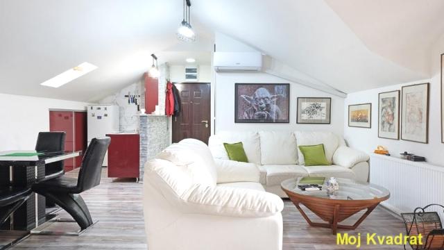 Stan, Trosoban, Prodaja, 75m2, Albanske spomenice