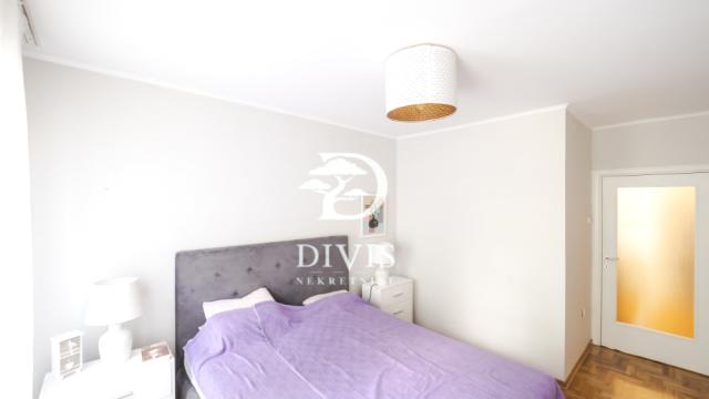 Stan, Dvoiposoban, Prodaja, 65m2, Topalovićeva