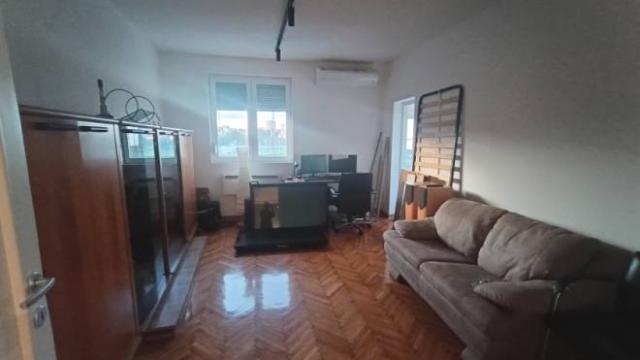 Stan, Trosoban, Prodaja, 61m2, Kralja Ostoje